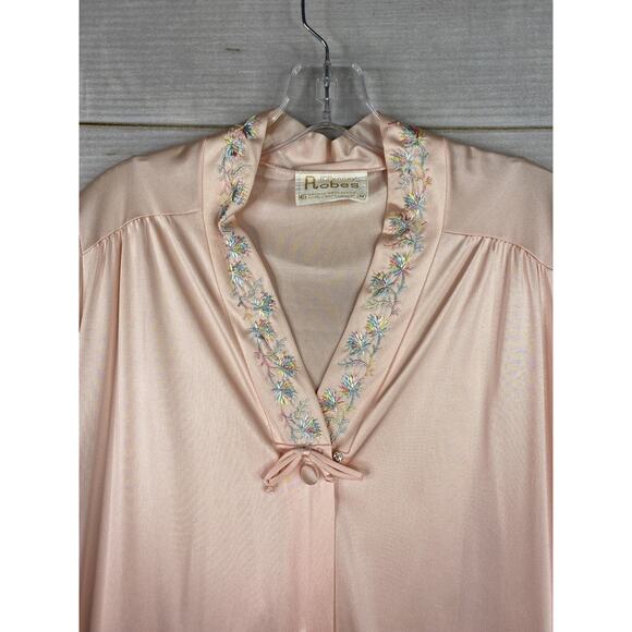 Vtg JC Penney Robes Nightgown Womens Sz M Pink Satin Embroidered Button Up - Picture 2 of 9